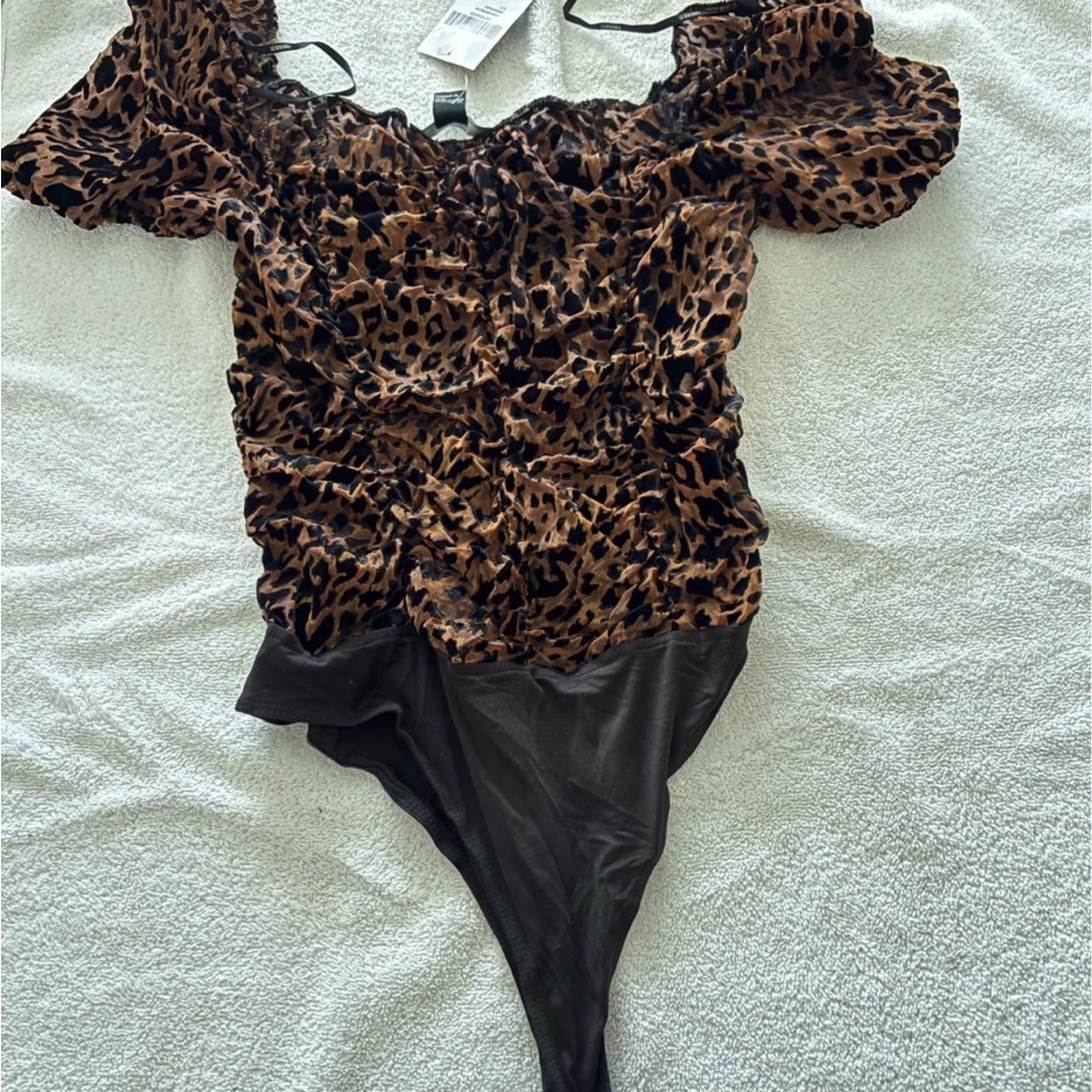 Leopard Print Bodysuit